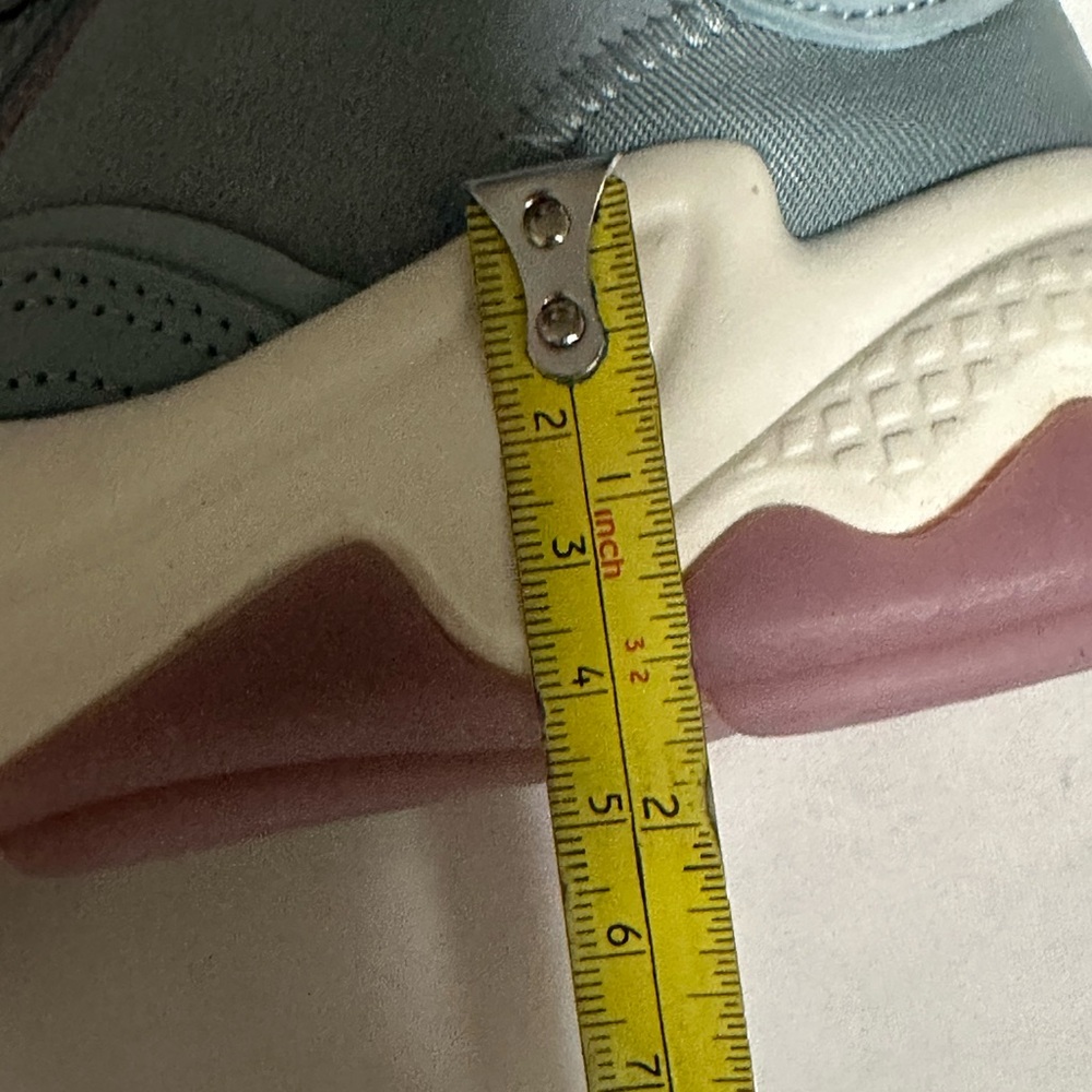 Adidas Women's ozweego Light Blue and Pink Sneakers size 6.5 - Picture 9 of 16